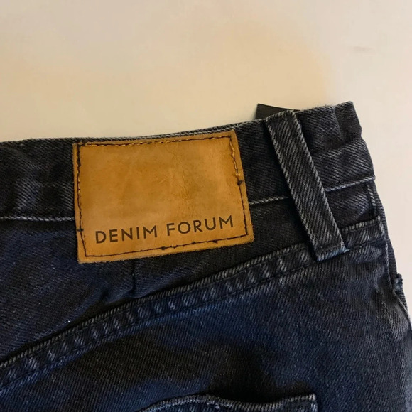 Denim forum the Joni High rise loose distressed black  jeans, size 27 - Picture 10 of 14